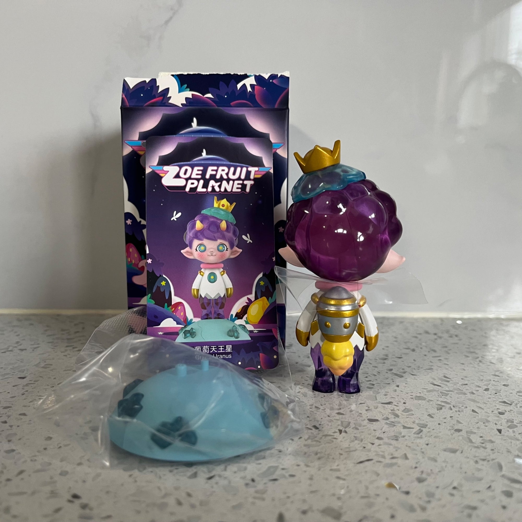 Grape Uranus -Zoe Fruit Planet by POP MART - 1