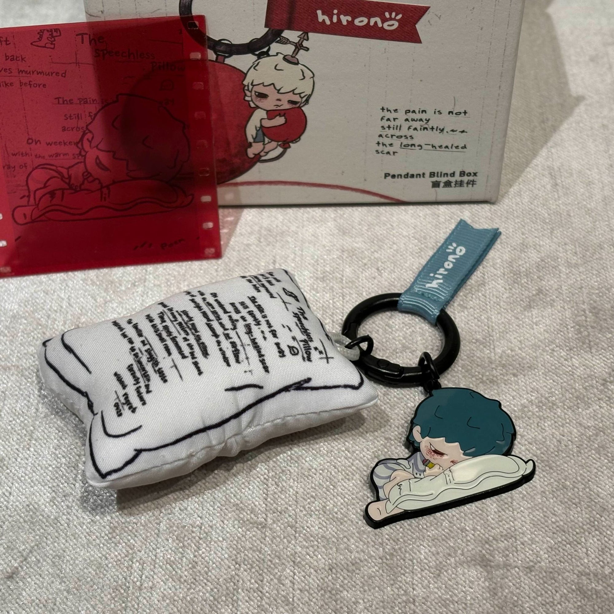 Poem - Hirono Mime Pendant by POP MART - 1