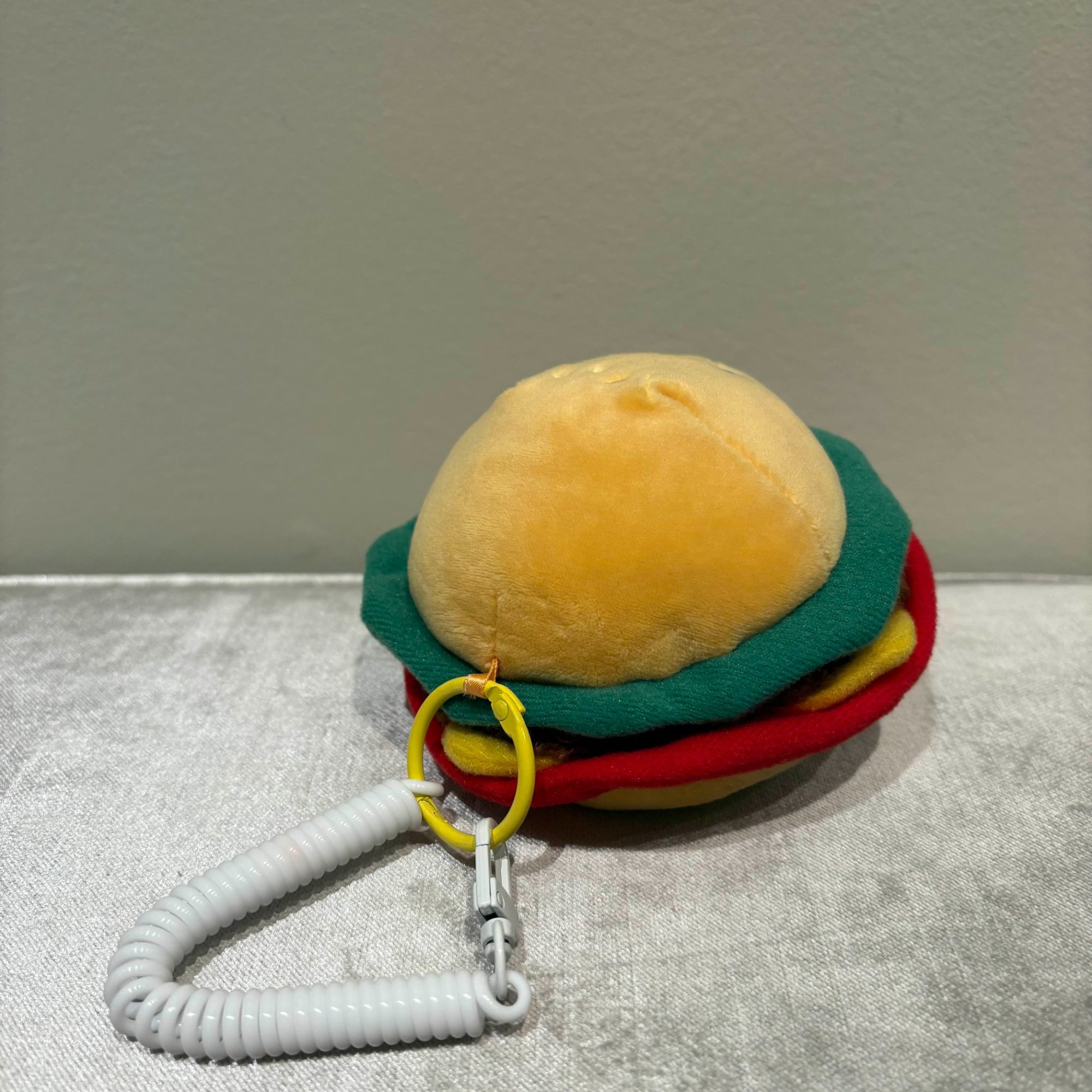 Hamburger - Rico Fast Food Plushies by Finding Unicorn - 1