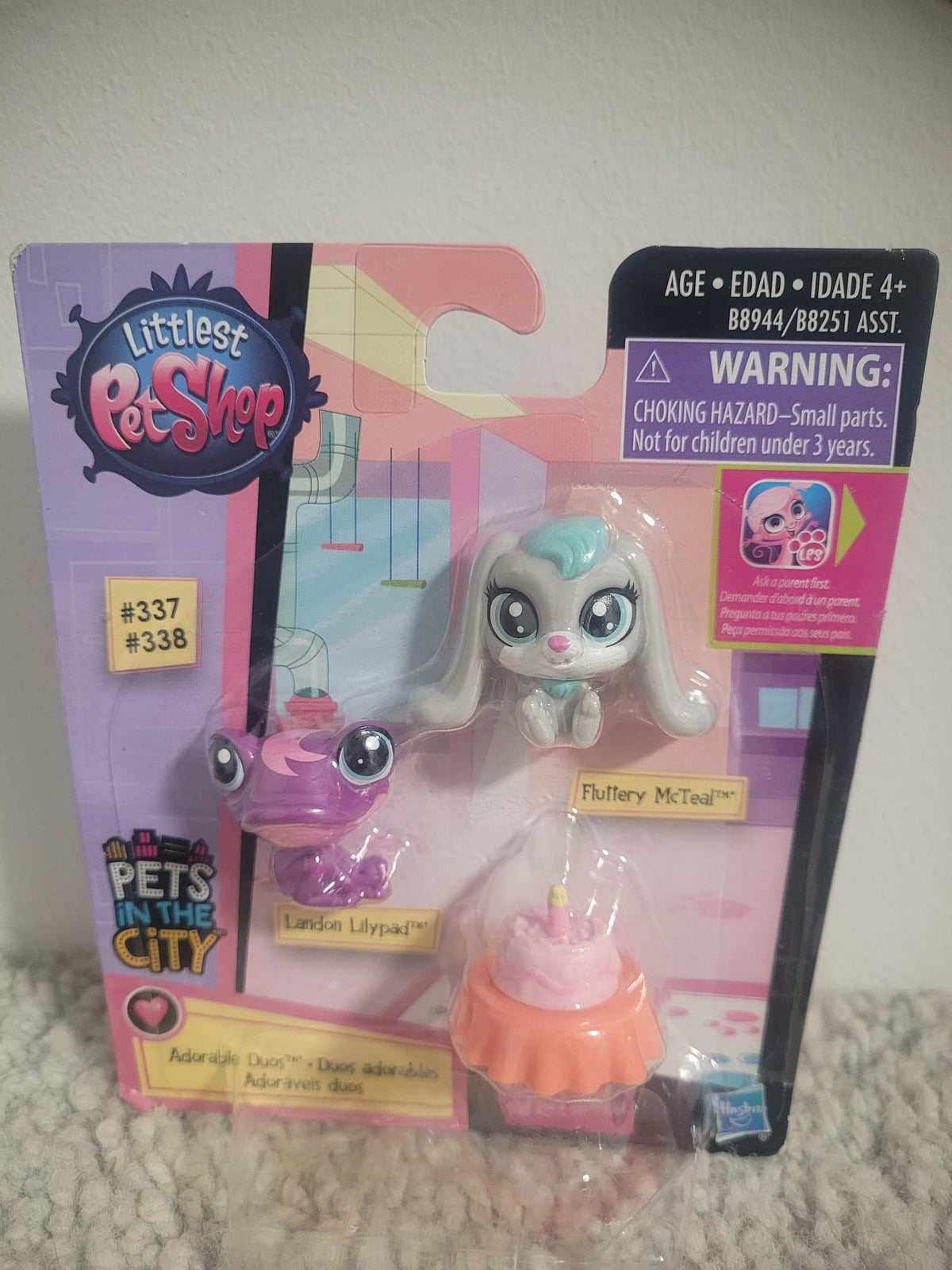 Pets in the City - Littlest Pet Shop - Hasbro - 1