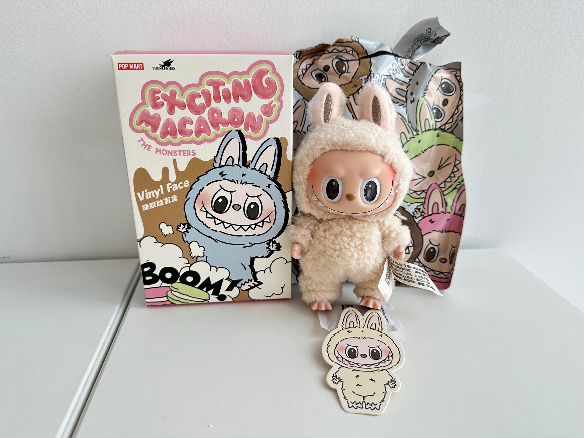 Soy milk - The Monsters LABUBU Exciting Macarons Vinyl Face Blind Box by POP MART - 2