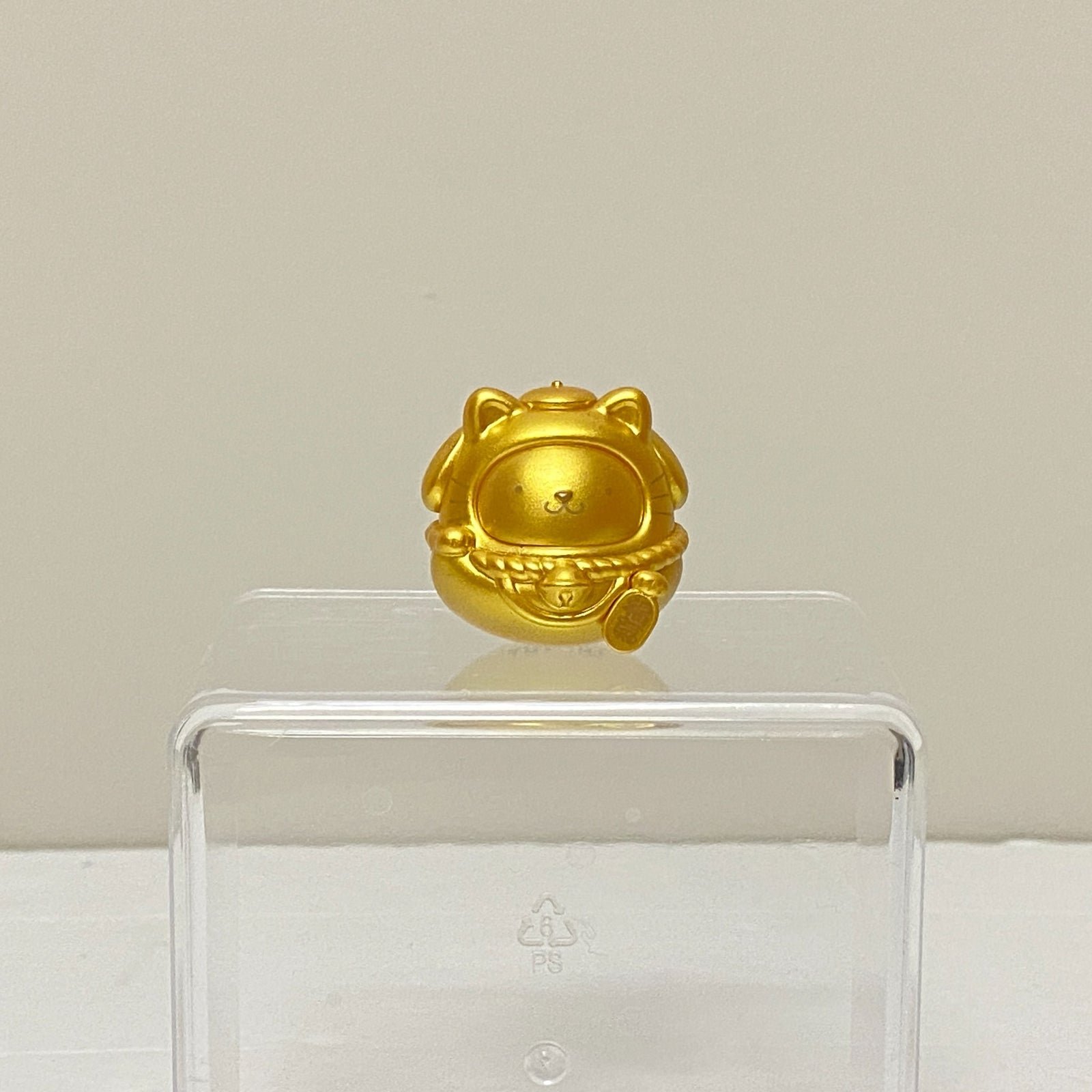 Pompompurin Sanrio Lucky Cat Daruma Miniature Series 2 Gold Variant - Top Toy - 1