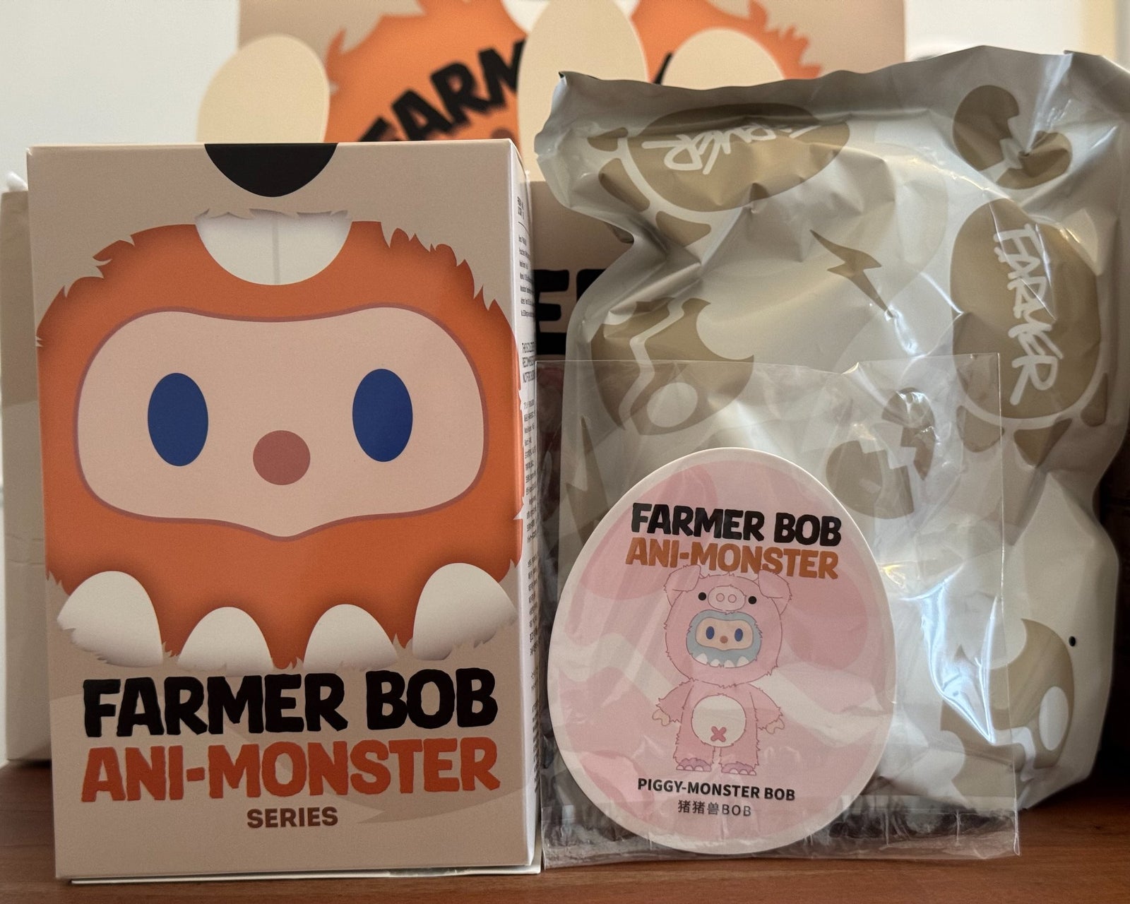 Piggy - MONSTER BOB - Farmer Bob Ani-Monster Plush Series by Finding Unicorn - 1