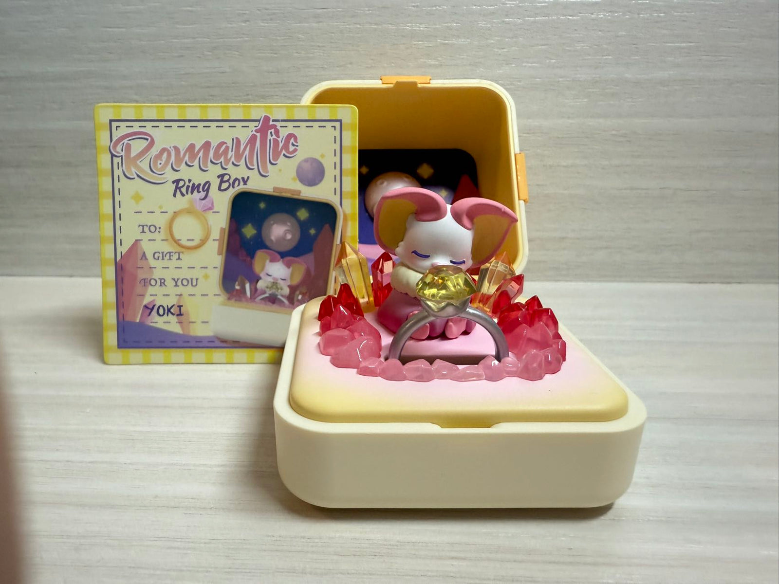 Yoki - Popmart Romantic Ring Box Series 1  - 1