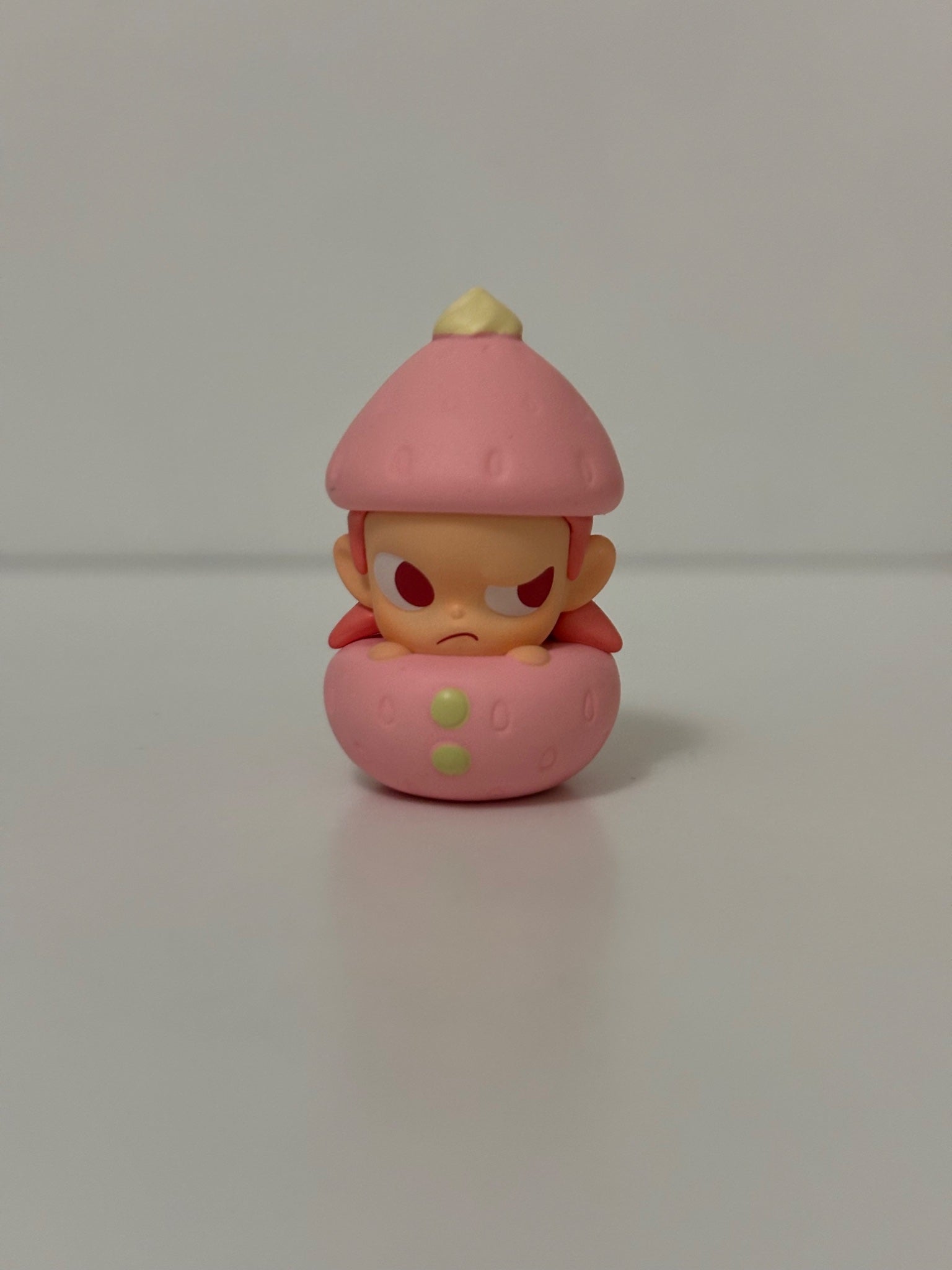 Zsiga - POPMART Strawberry Bean Series - 1