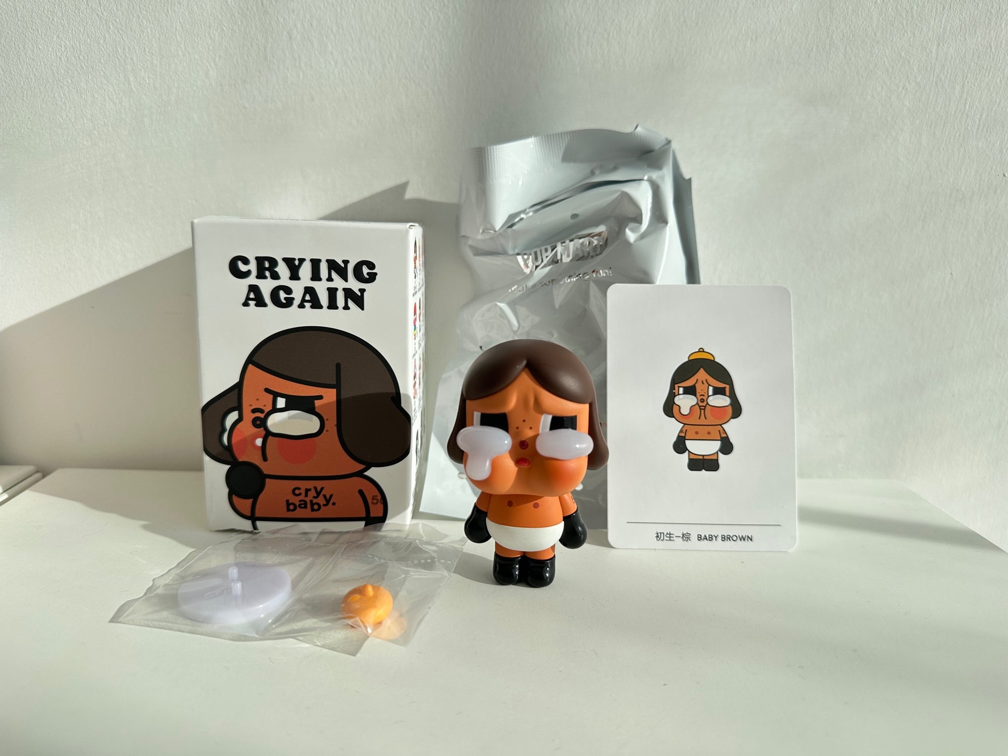 Baby brown - CRYBABY Crying Again Series Figures by POP MART - 1