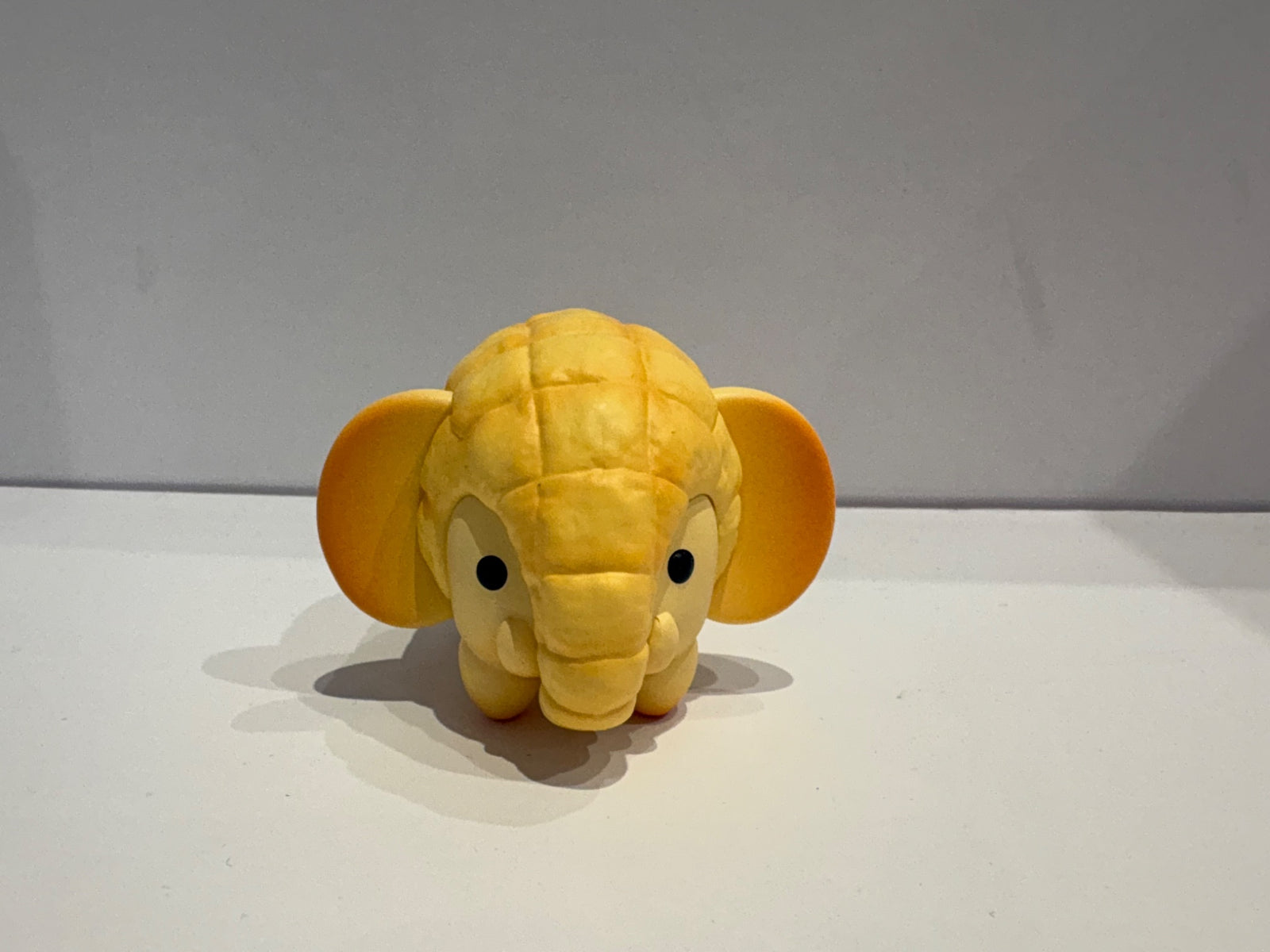 Pineapple bun Elephant - Animal Bakery Series - Dreams - 1