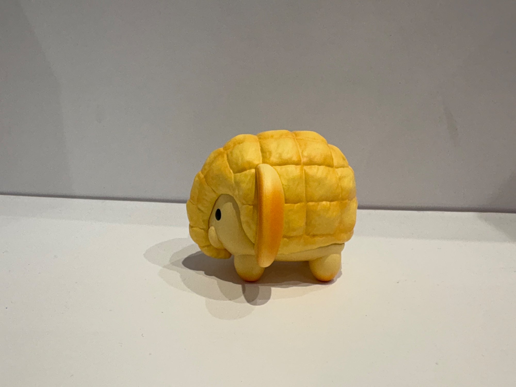 Pineapple bun Elephant - Animal Bakery Series - Dreams - 2