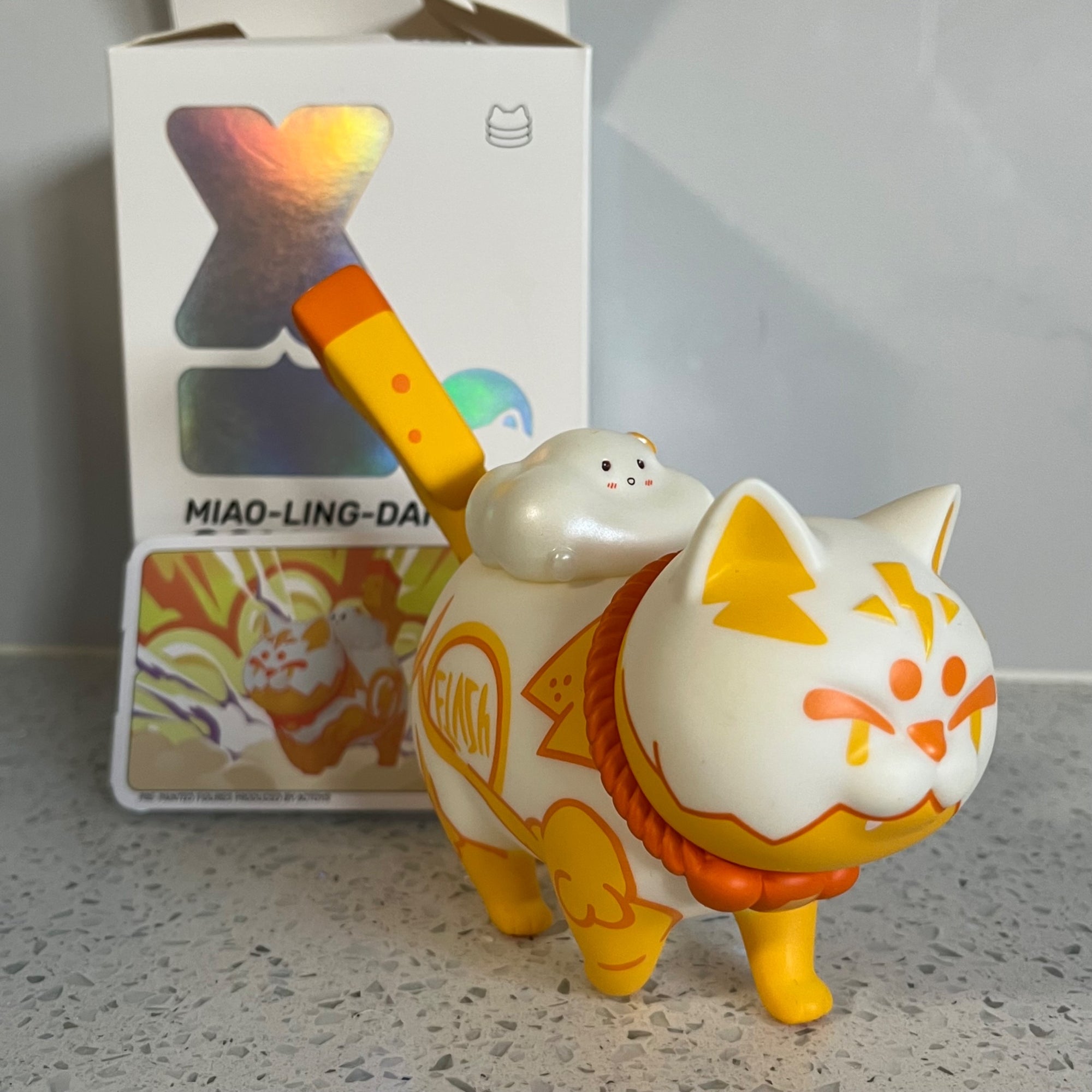 Lightning Cat - Cat Bell Miao Ling Dang Collection Series by ACTOYS - 1