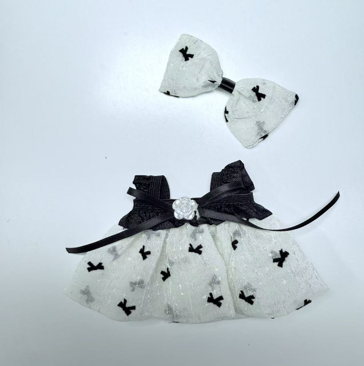 Black and White Bow Dress - Labubu Clothes For Have A Seat - 1