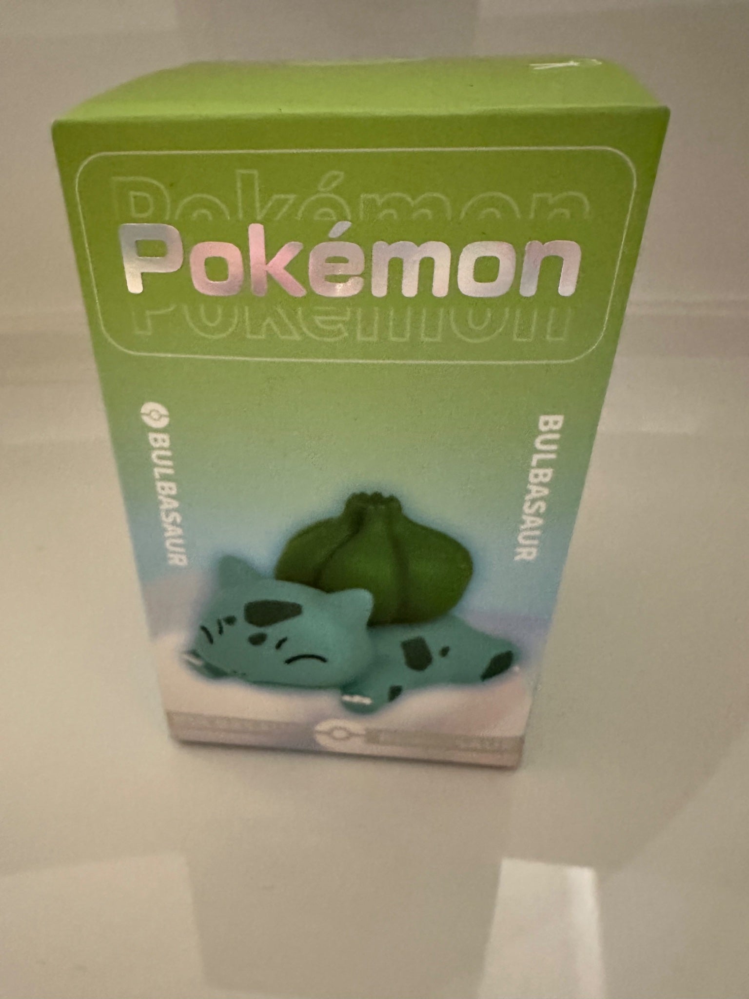 Sleeping Bulbasaur Pokémon Figurine  - 1