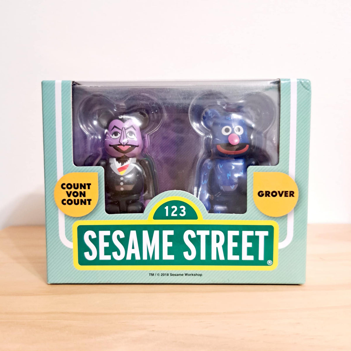 Sesame Street Count Von Count and Grover 100% Bearbrick 2-Pack - Medicom - 1