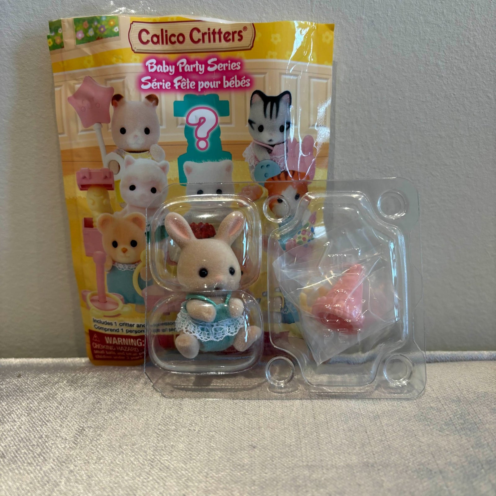 Jamie (sweetpea rabbit) - Baby Party by Calico Critters - 1