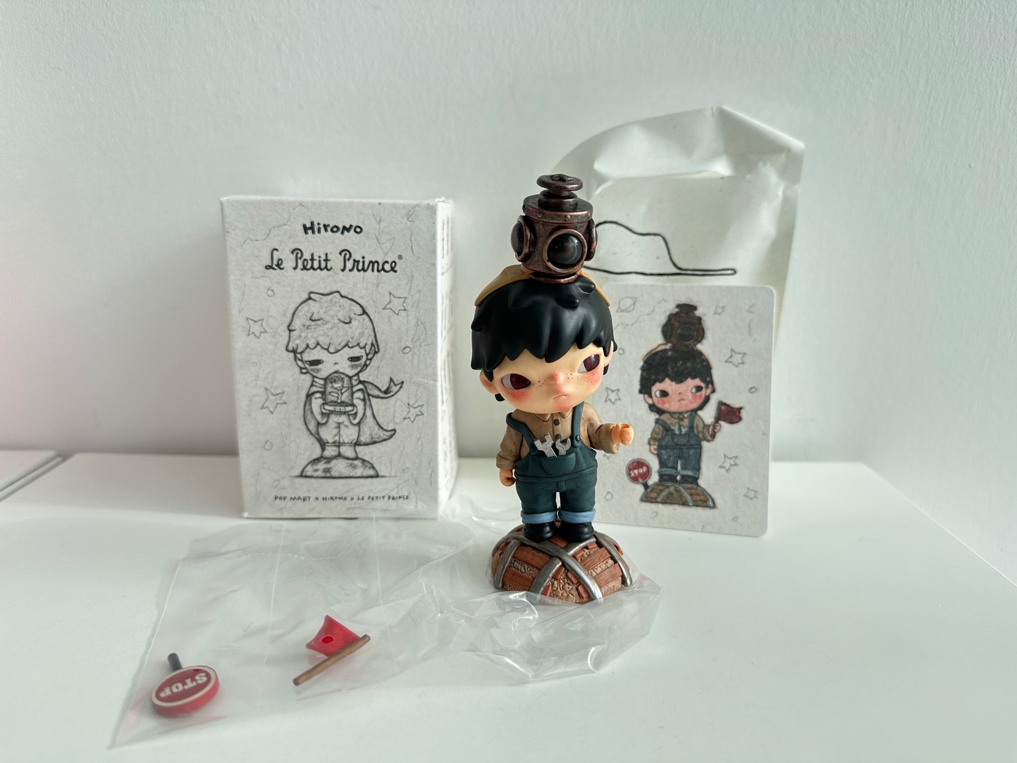 The Switchman - Hirono x Le Petit Prince series by POP MART - 1