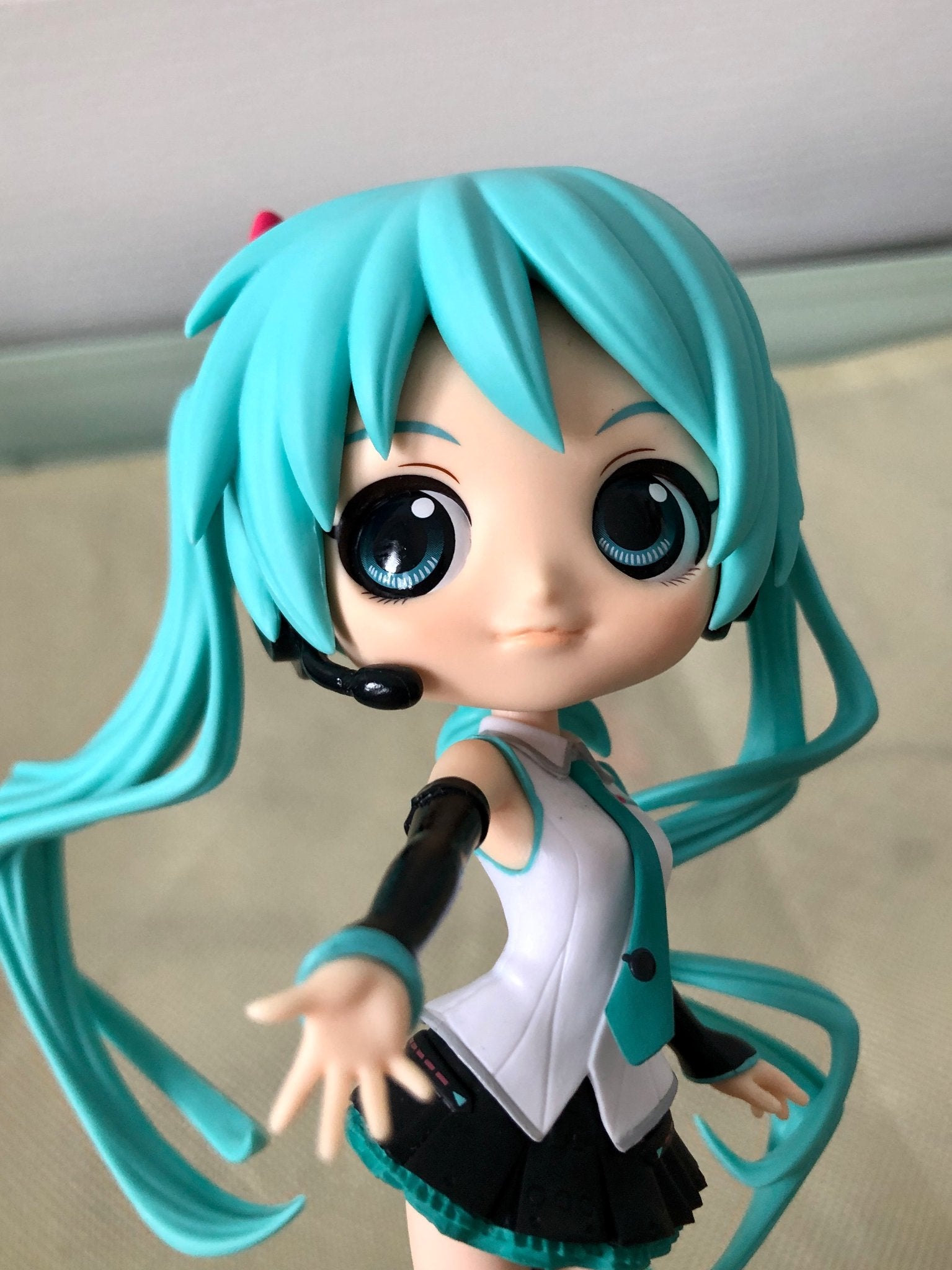 Hatsune Miku V4X (Ver. A) - Vocaloid Q Posket Figure - Banpresto - 4