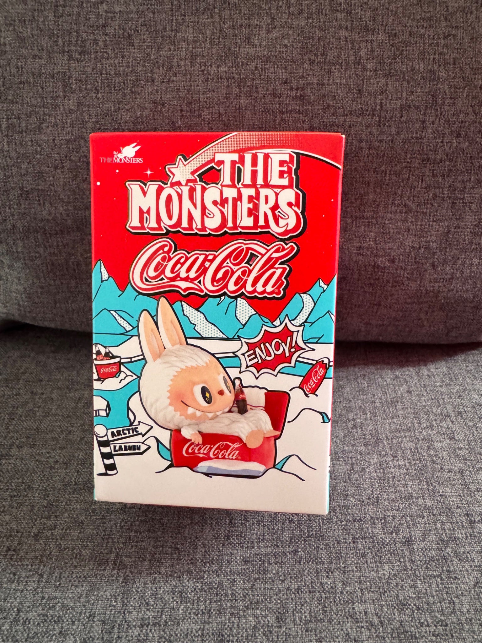 Gift Delivery The Monsters Coca Cola - 2