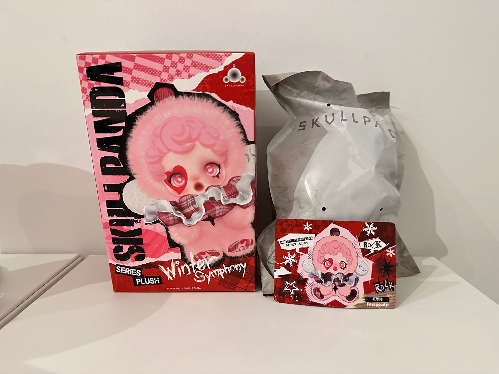 Rhapsody - SKULLPANDA Winter Symphony Series Plush by POP MART - 1