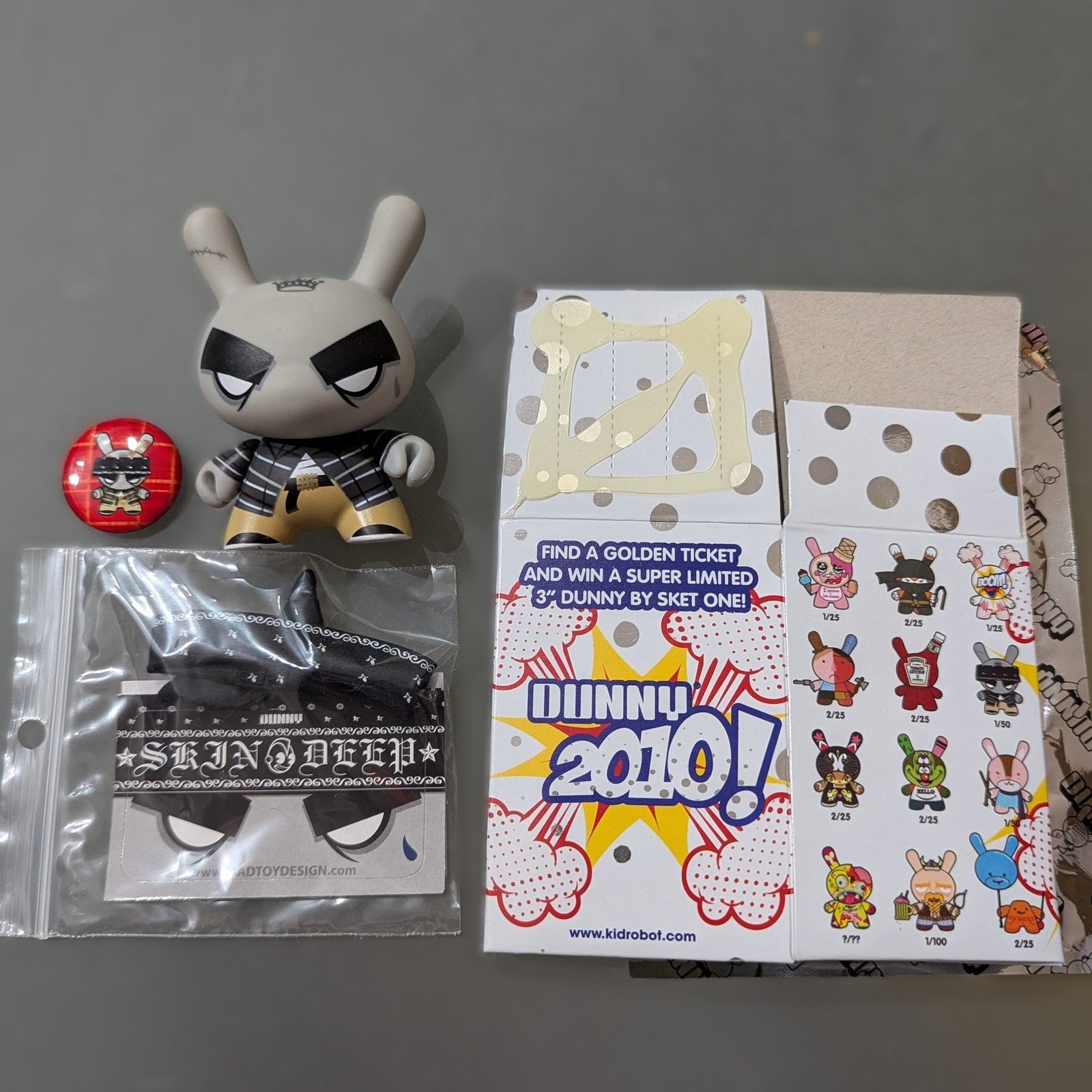 Skin Deep - Dunny 2010 - MAD 1/50  - 1