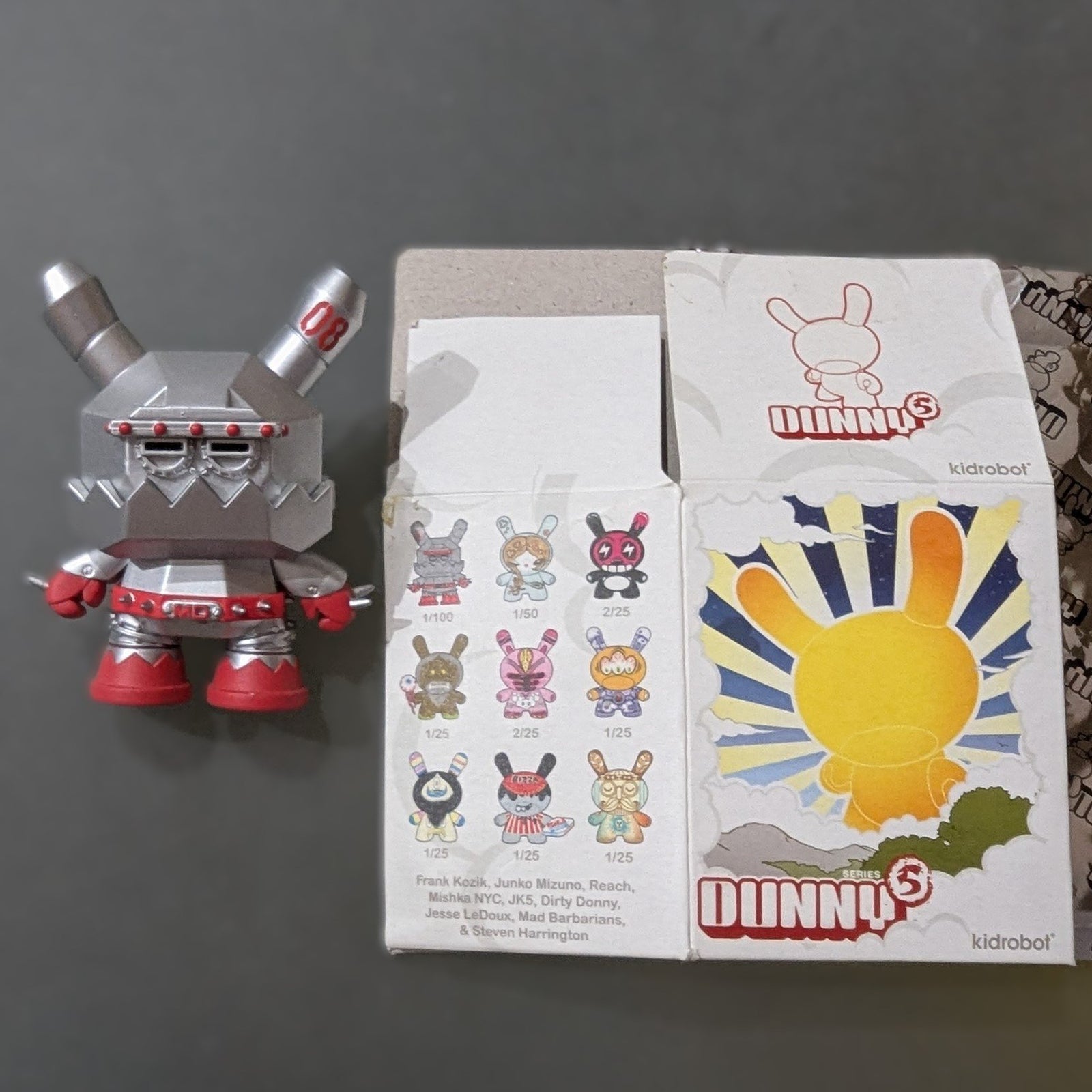 Mecha - Dunny Series 5 - Frank Kozik 1/100 - 1