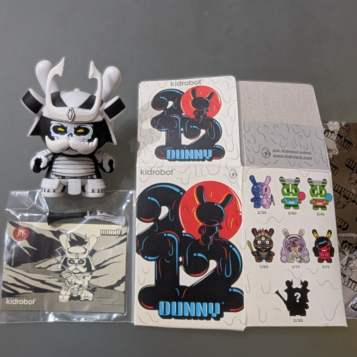 White Tanegaru- Dunny 2012 -  Jon-Paul Kaiser 2/20 - 1