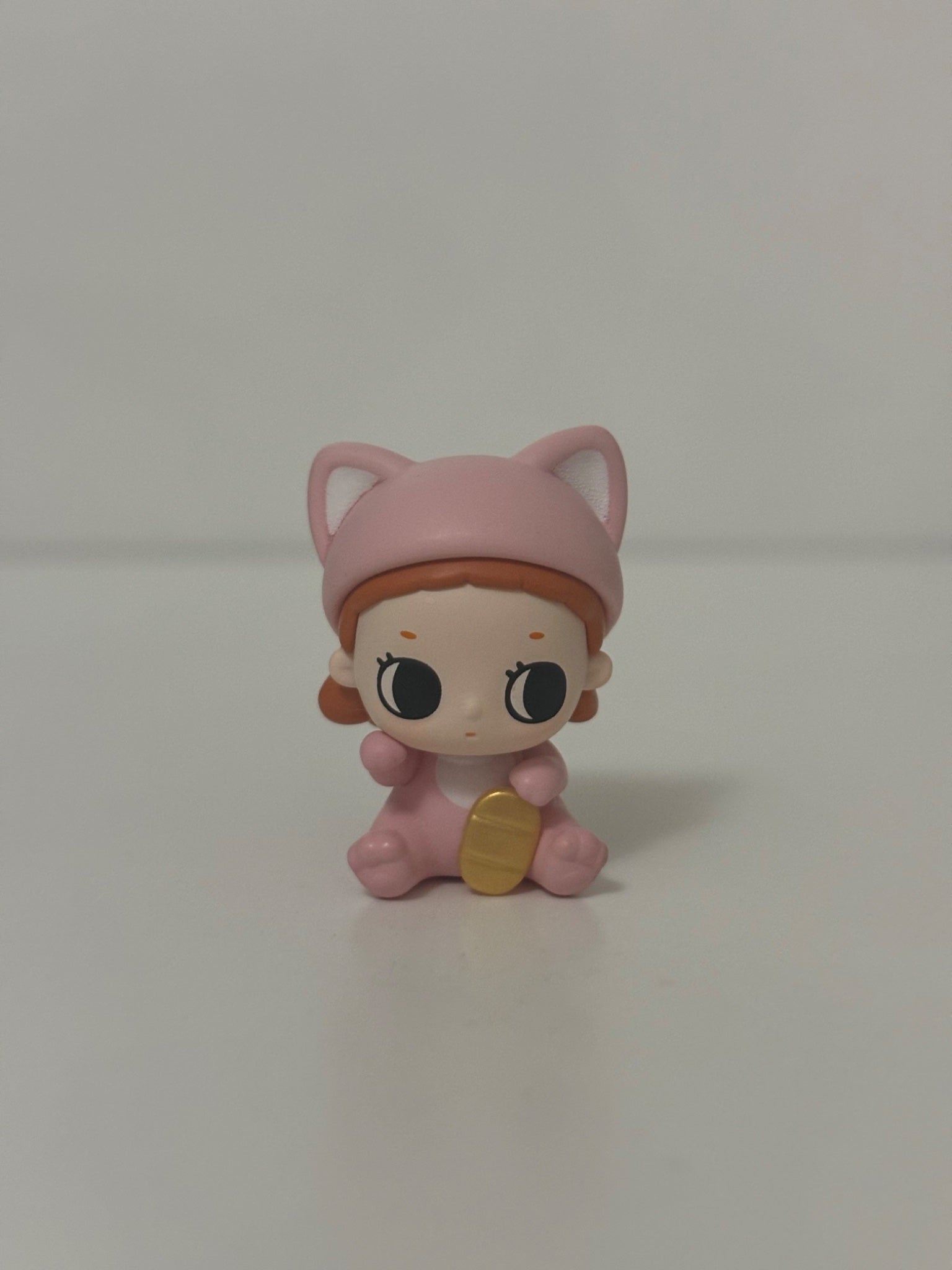 Nyota Pleasure - Popmart PopBean Lucky Cat - 1