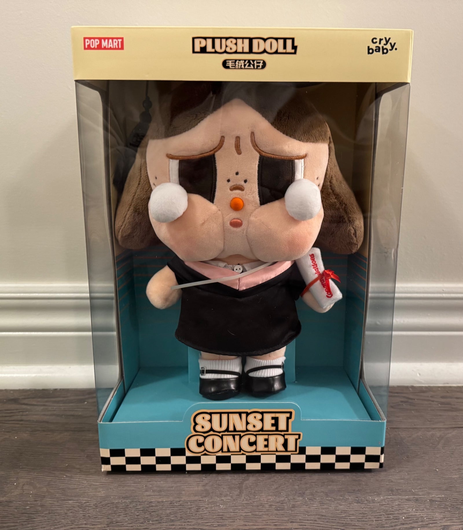 Crybaby - Sunset Concert Series Plush Doll - Popmart - 1