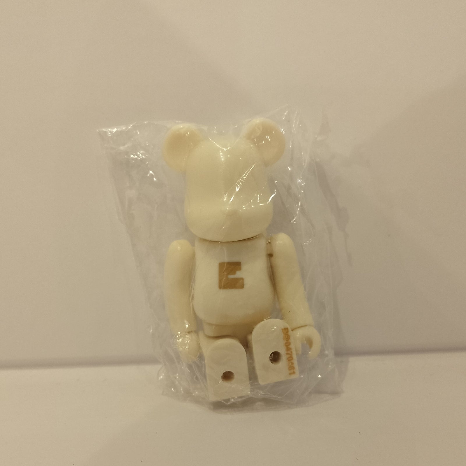 Basic E - Bearbrick Series 47 by Medicom