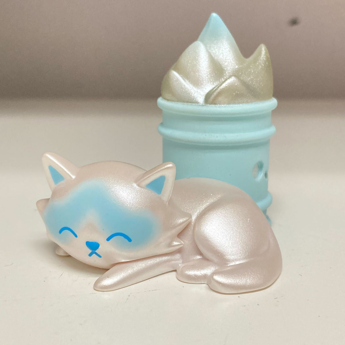 Ice Cat Ragdoll (Chase) - Trash Kitties Series 2 by 100% Soft