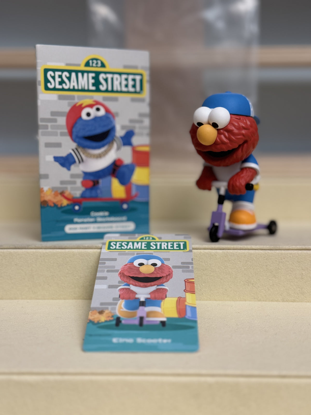 Elmo Scooter - Sesame Street - Pop Mart