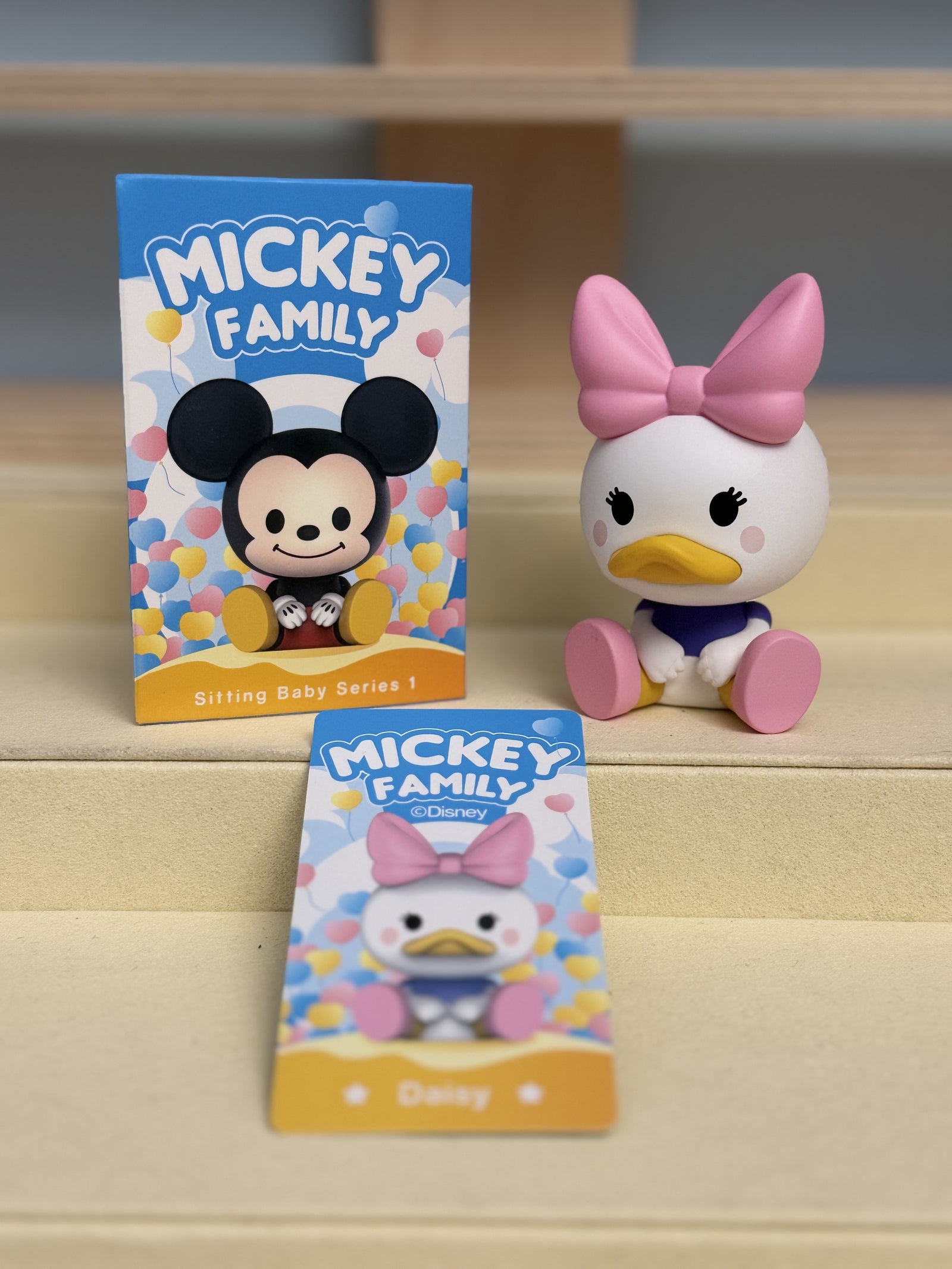 Daisy - Mickey Family Sitting Baby Series 1 - Pop Mart Disney