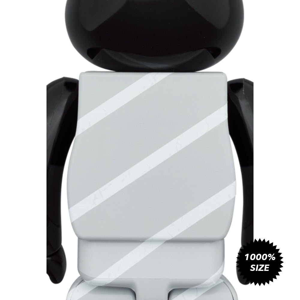 [Demo As-Is] Hat and Poncho Mickey 1000% Bearbrick  by Medicom Toy