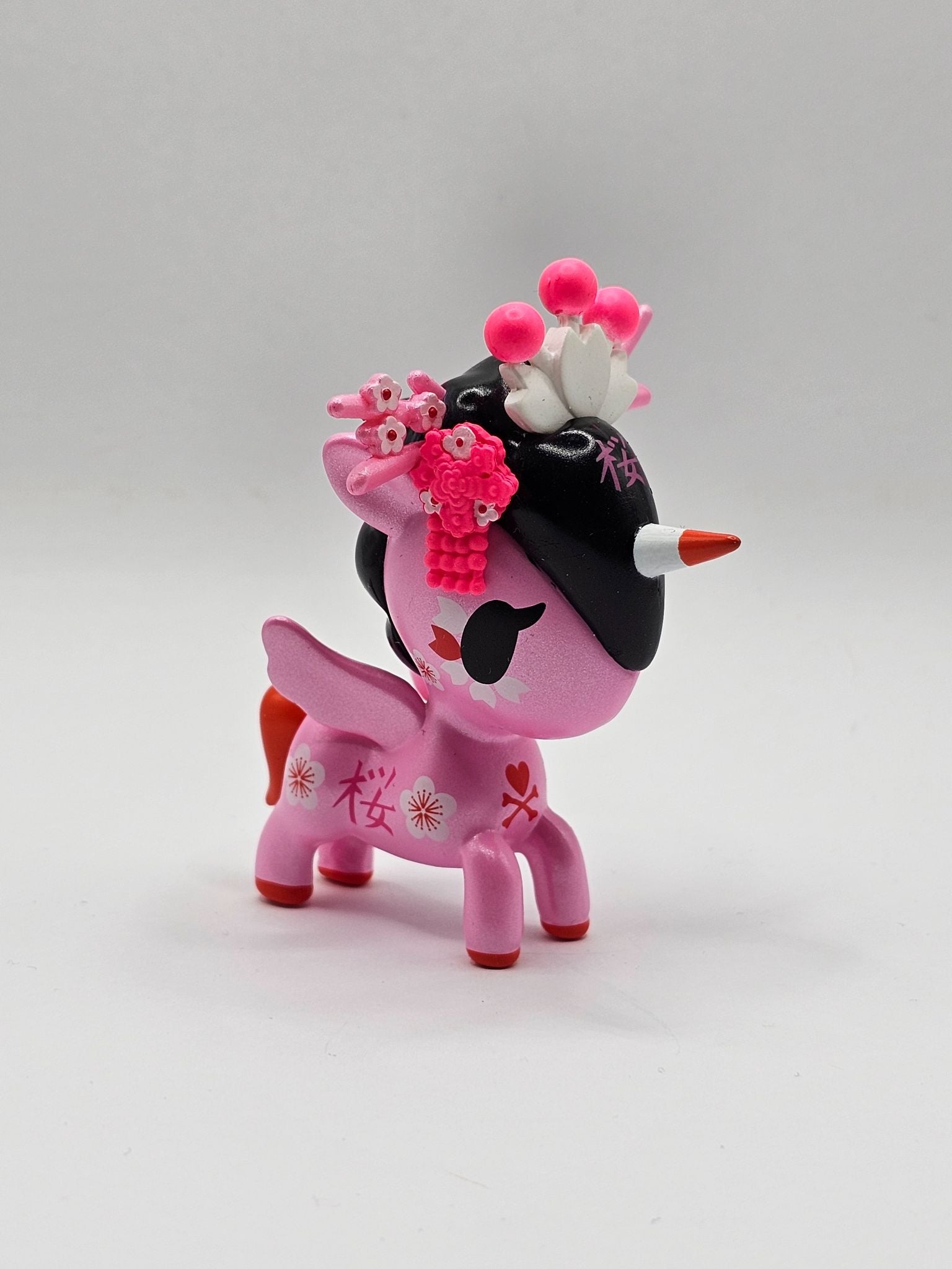 Sakuraco Unicorno - Cherry Blossom Metallico series - Tokidoki - 1