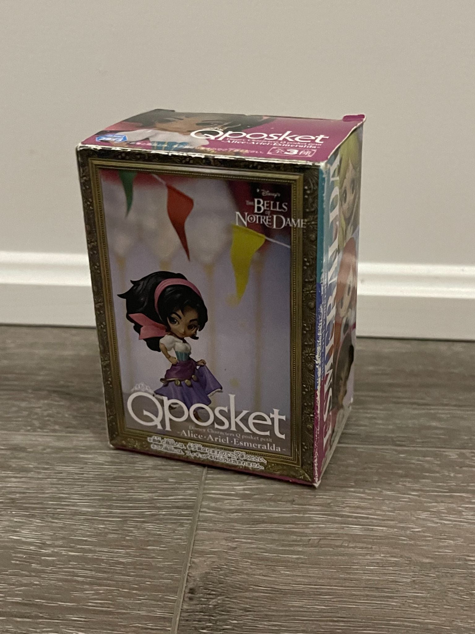 Esmeralda Mini Figure - Banpresto Disney Qposket - 1