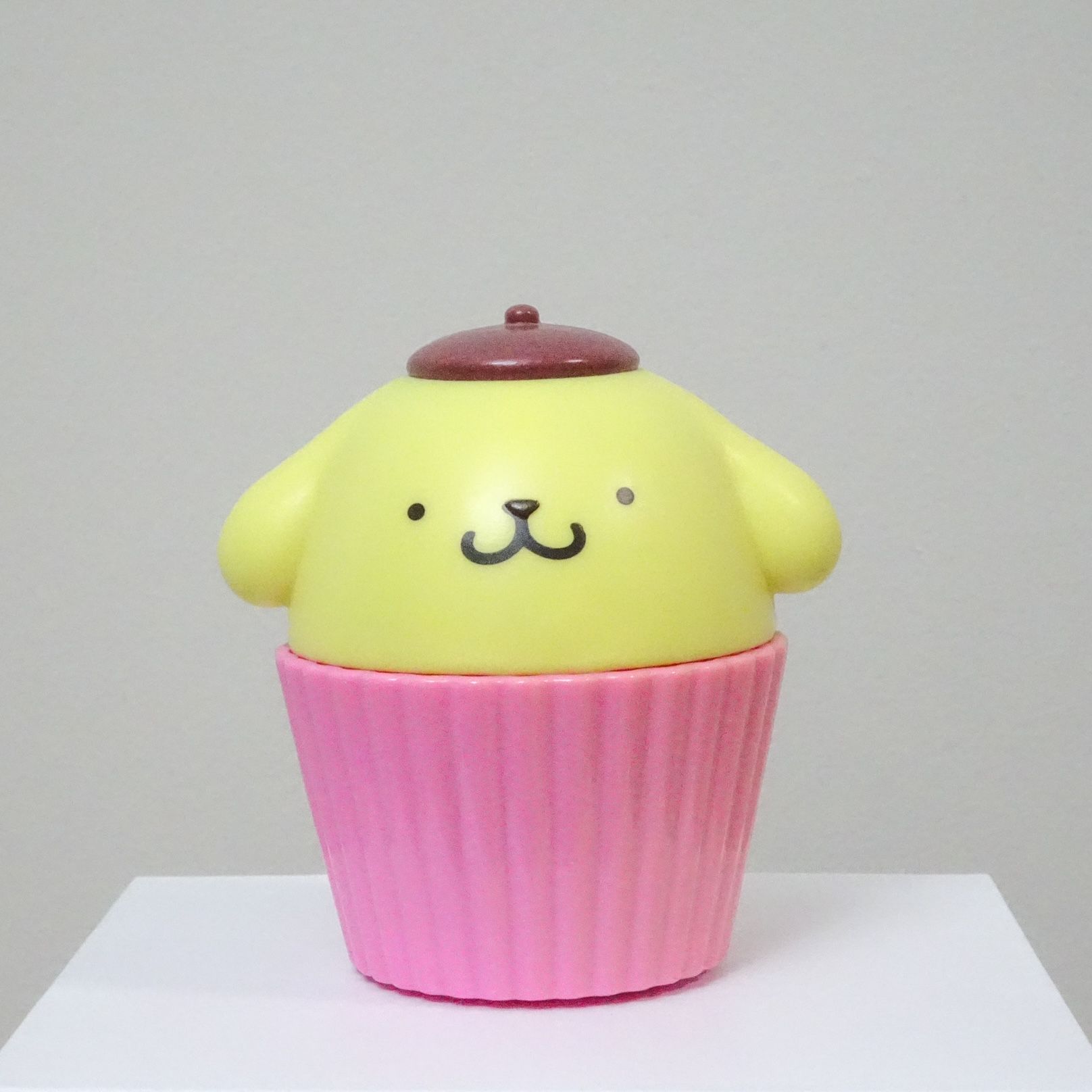 Pompompurin Hello Kitty Cupcake - McDonald's - 2