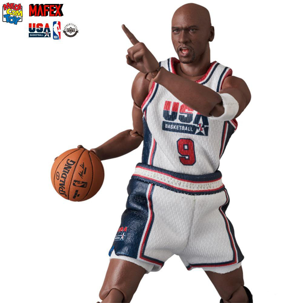 Michael Jordan 1992 Dream Team USA Mafex 6.5-Inch Toy Figure by