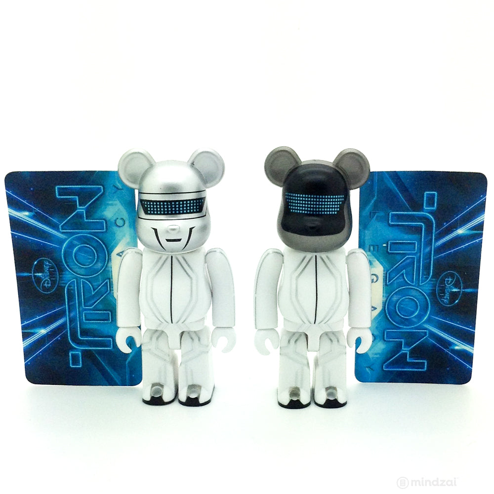 Daft punk best sale bearbrick 100