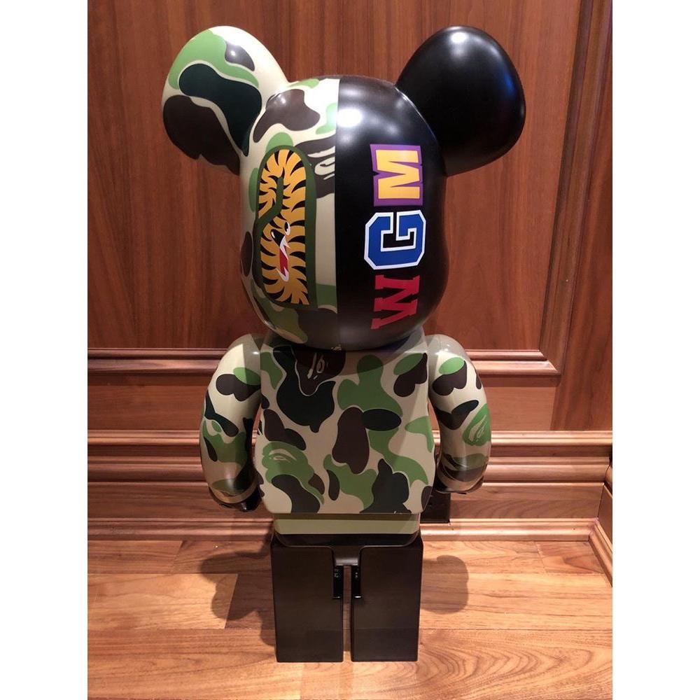 Bape Camo Shark GREEN WGM 1000% Bearbrick by Medicom Toy (Pre-owned)