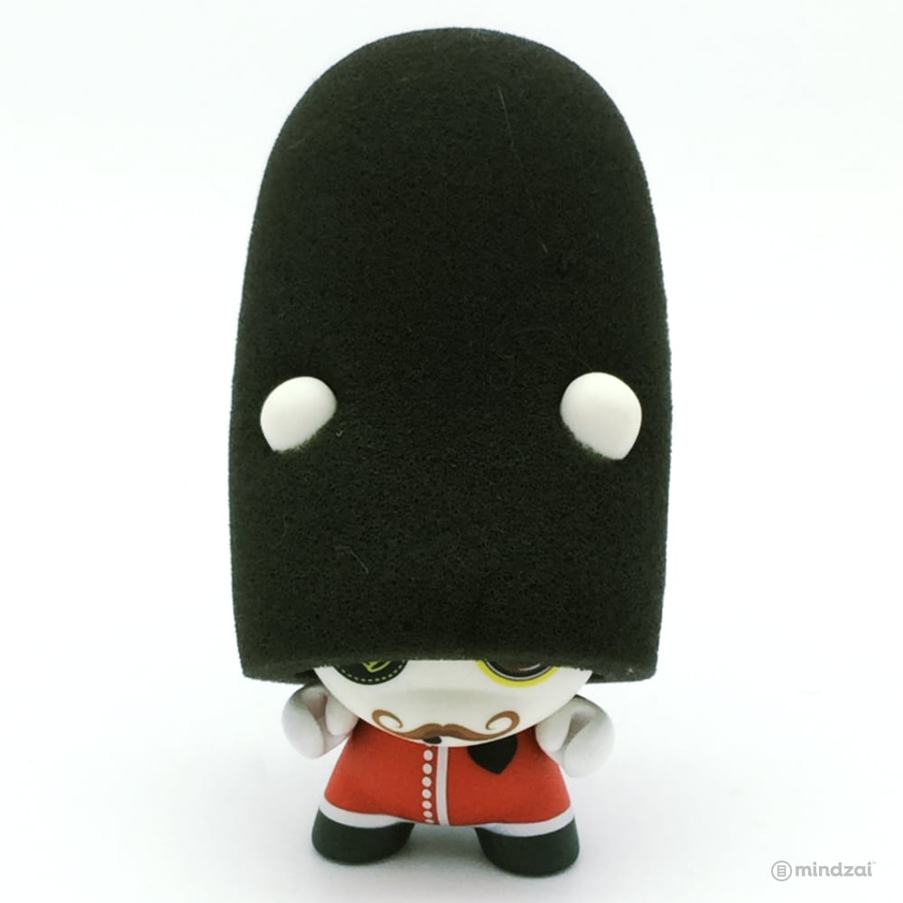 Ye Olde English Dunny Series - Queen's Guard (Chase)